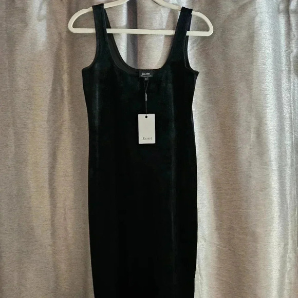 NWT Bardot Revolve Black Velvet Dress 6/S - Picture 2 of 8
